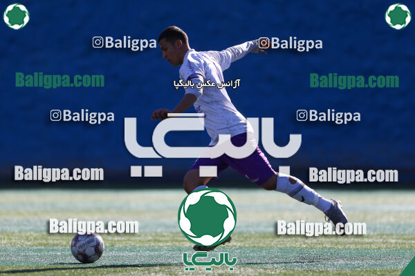 اسپاد الوند 2–2 هوادار