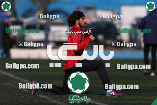 اسپاد الوند 2–2 هوادار