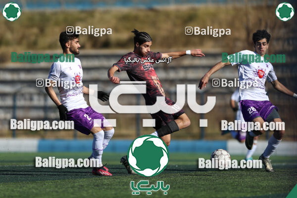 اسپاد الوند 2–2 هوادار