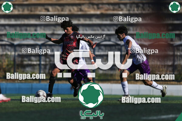 اسپاد الوند 2–2 هوادار
