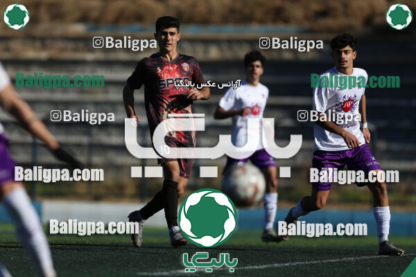 اسپاد الوند 2–2 هوادار
