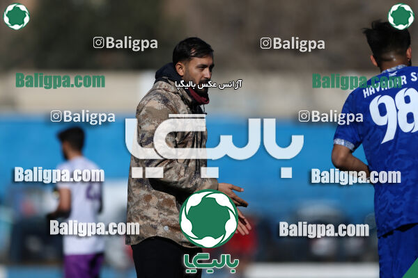 اسپاد الوند 2–2 هوادار