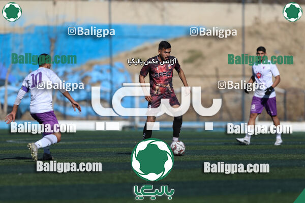 اسپاد الوند 2–2 هوادار