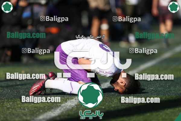 اسپاد الوند 2–2 هوادار