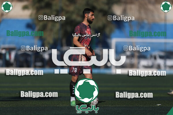 اسپاد الوند 2–2 هوادار
