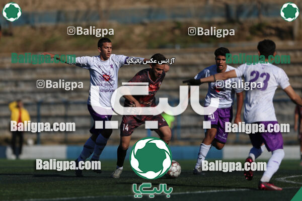 اسپاد الوند 2–2 هوادار