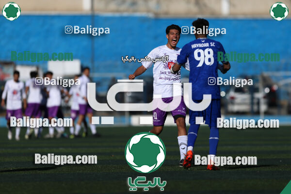 اسپاد الوند 2–2 هوادار