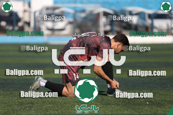 اسپاد الوند 2–2 هوادار