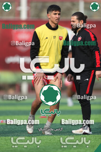 پرسپولیس 2–0 آریو مهر