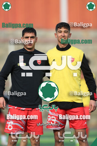 پرسپولیس 2–0 آریو مهر