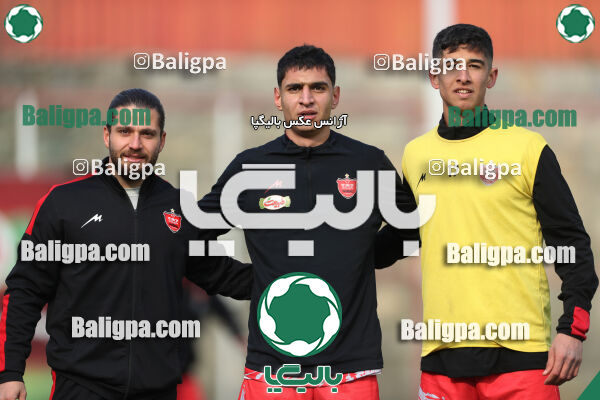 پرسپولیس 2–0 آریو مهر