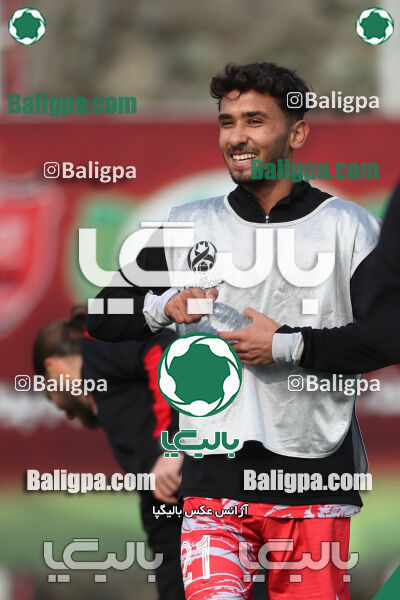 پرسپولیس 2–0 آریو مهر