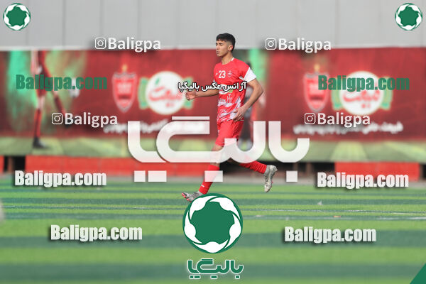 پرسپولیس 2–0 آریو مهر