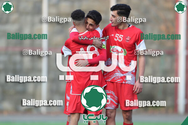 پرسپولیس 2–0 آریو مهر