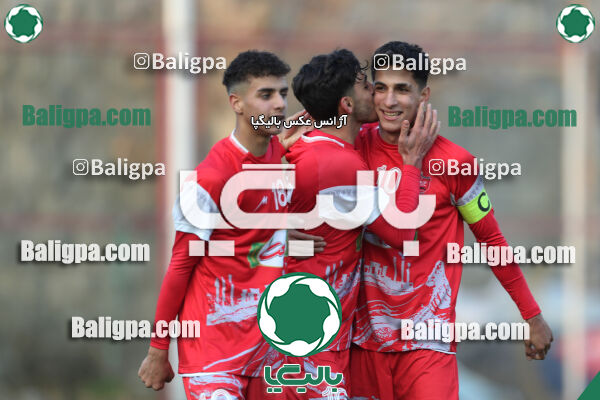 پرسپولیس 2–0 آریو مهر
