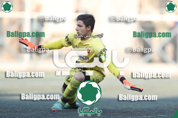 پیروزان تکین ایرانیان 1–0 پرسپولیس