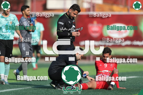 پرسپولیس 4–1 مهر یاران حافظ