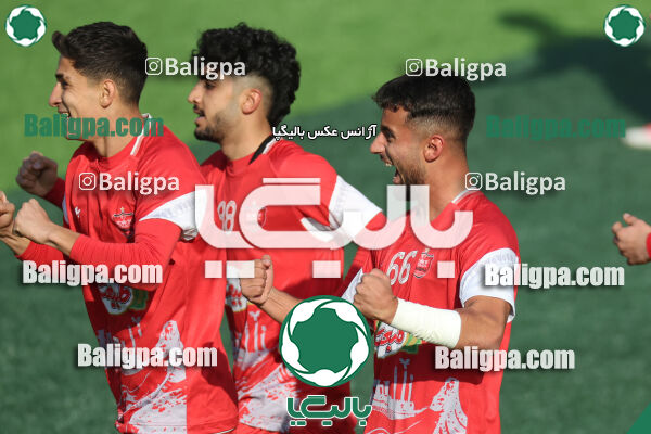 پرسپولیس 2–2 سایپا