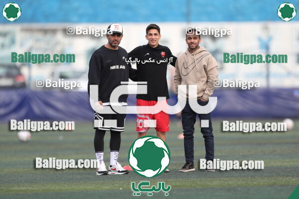 پیروزان تکین ایرانیان 0–5 پرسپولیس