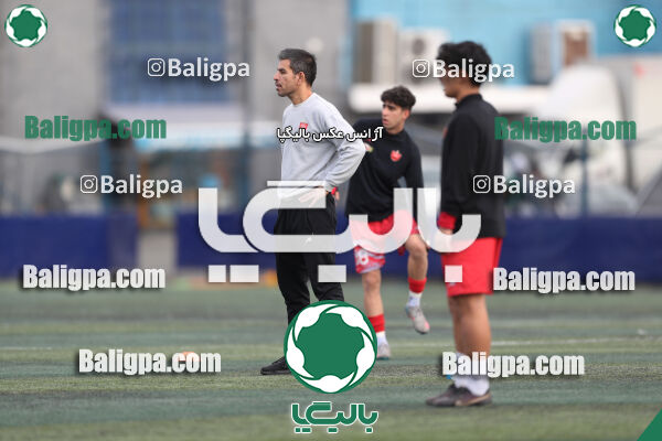 پیروزان تکین ایرانیان 0–5 پرسپولیس