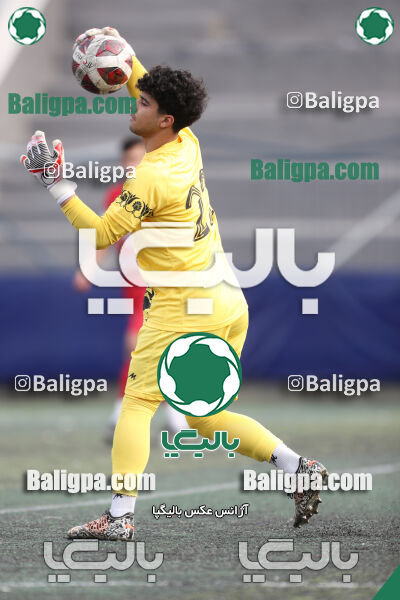 پیروزان تکین ایرانیان 0–5 پرسپولیس