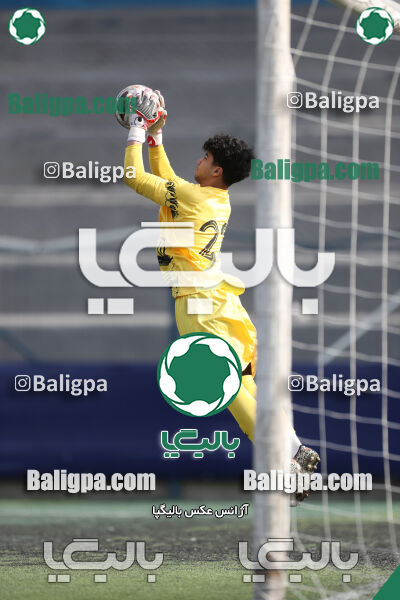 پیروزان تکین ایرانیان 0–5 پرسپولیس