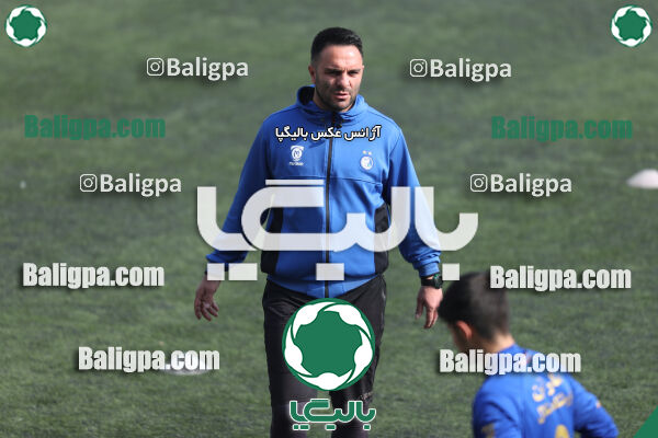 استقلال 1–1 آراز آتی
