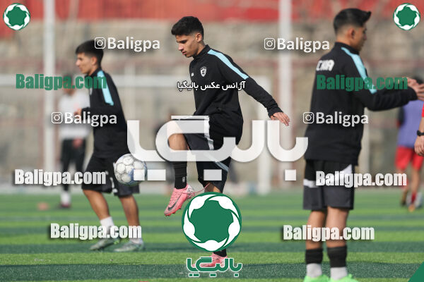 پرسپولیس 2–1 کیا
