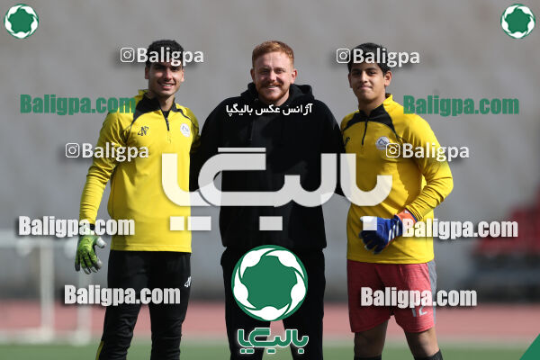 استقلال 2–0 نارنجی پوشان کوهسار