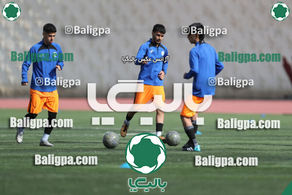 استقلال 2–0 نارنجی پوشان کوهسار