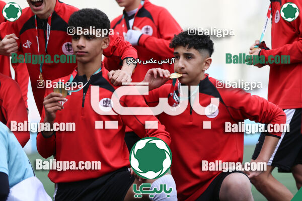 راه آهن نوین باقرشهر ۲ - ۰ آریا جوان