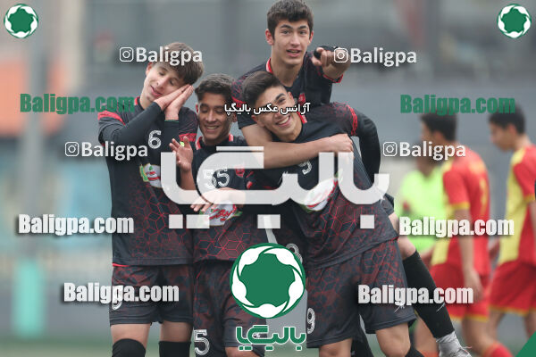 دوستی مهر 0–6 پرسپولیس