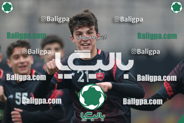 دوستی مهر 0–6 پرسپولیس