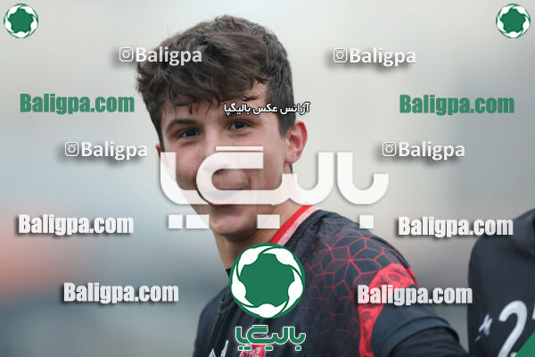 دوستی مهر 0–6 پرسپولیس