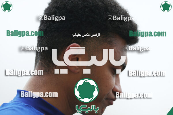 شاهین 1–1 استقلال