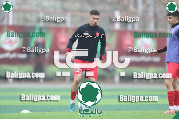 پرسپولیس 5–2 آریا پارس