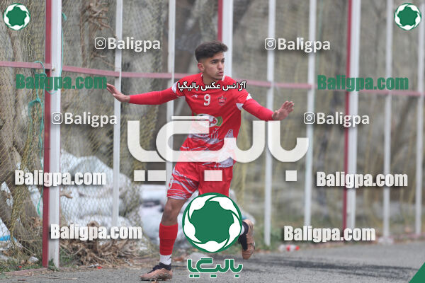 پرسپولیس 5–2 آریا پارس