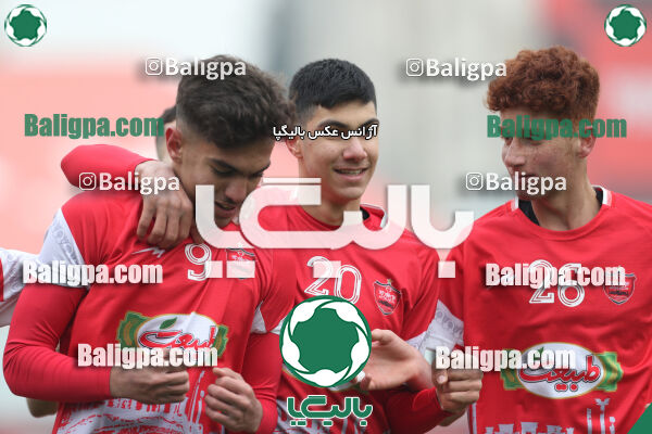 پرسپولیس 5–2 آریا پارس