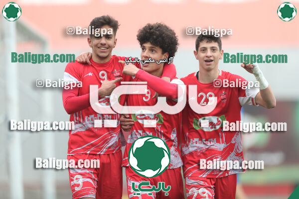 پرسپولیس 5–2 آریا پارس