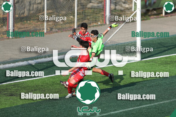 پرسپولیس 3–1 حامی