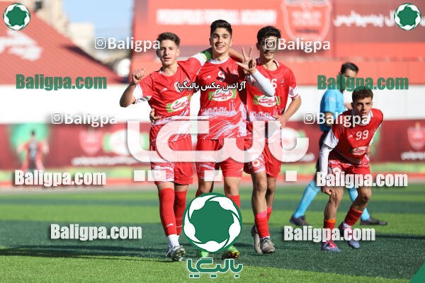 پرسپولیس 5–0 شاهین