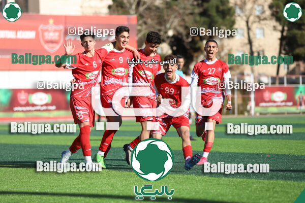 پرسپولیس 5–0 شاهین