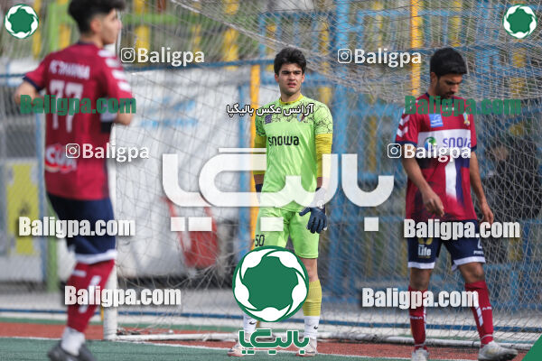 آریا ذوب آهن 1–1 پیروزان