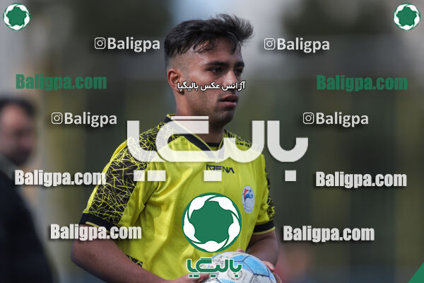آریا ذوب آهن 1–1 پیروزان