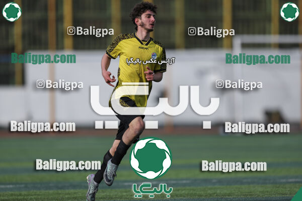 آریا ذوب آهن 1–1 پیروزان