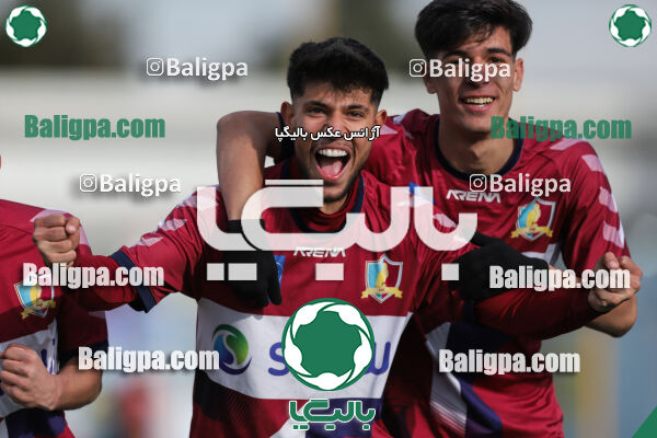 آریا ذوب آهن 1–1 پیروزان