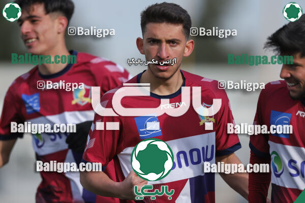 آریا ذوب آهن 1–1 پیروزان