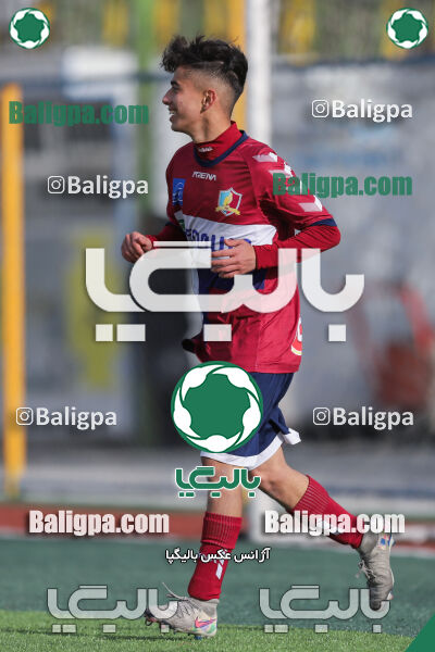 آریا ذوب آهن 1–1 پیروزان