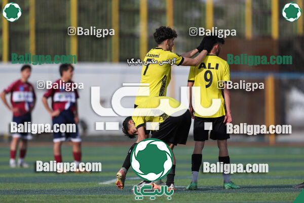 آریا ذوب آهن 1–1 پیروزان
