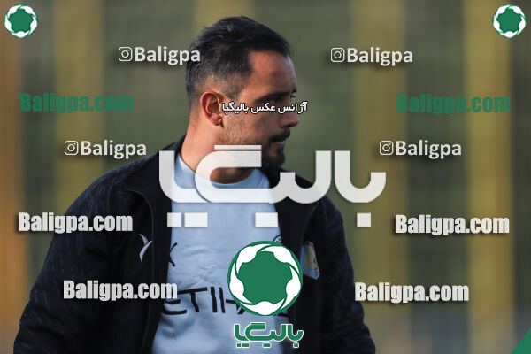 آریا ذوب آهن 1–1 پیروزان